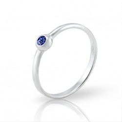 “Sara” gredzens ar zilo safīru