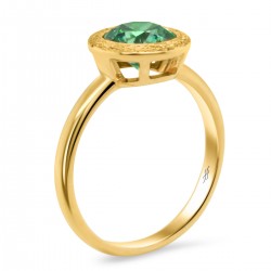 “Netta” gredzens ar smaragdu